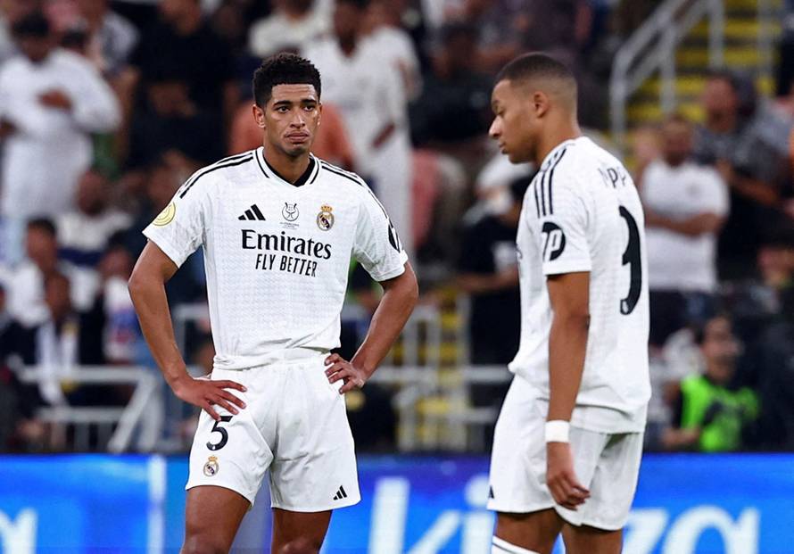 Spanish Super Cup - Final - FC Barcelona v Real Madrid