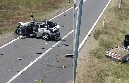 Vozačica (60) teško ozlijeđena u sudaru kod Slavonskog Broda