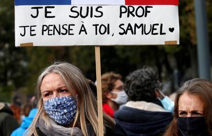 Francuski učitelj koji je ubijen pred zgradom škole postumno će biti odlikovan Legijom časti