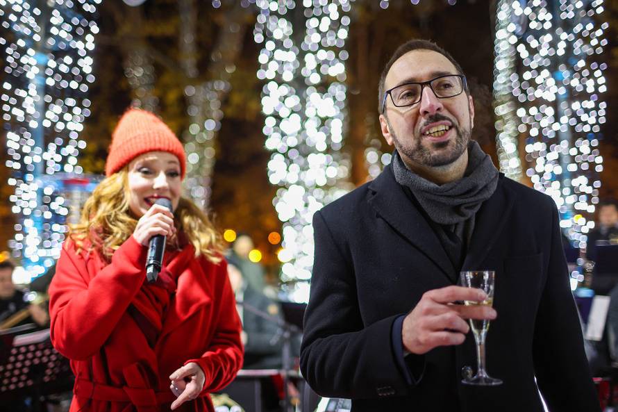 Paljenje božićnih lampica na Zrinjevcu