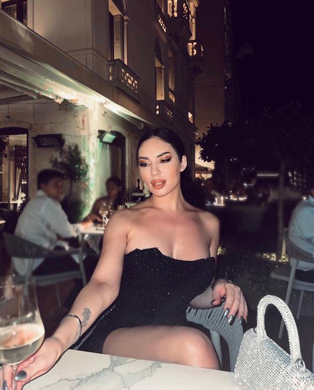 FOTO Zovu je srpskom J. Lo i bila je prva ljubav Novaka Đokovića