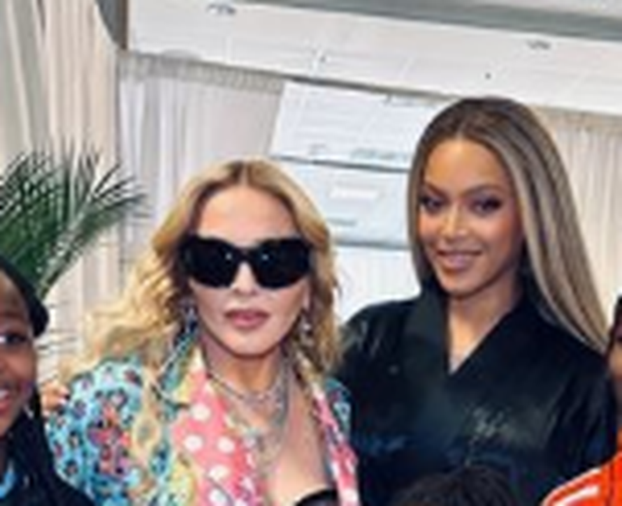 Madonna na koncertu Beyonce, ona joj tijekom nastupa vikala: 'Pozdrav kraljici, mi te volimo'