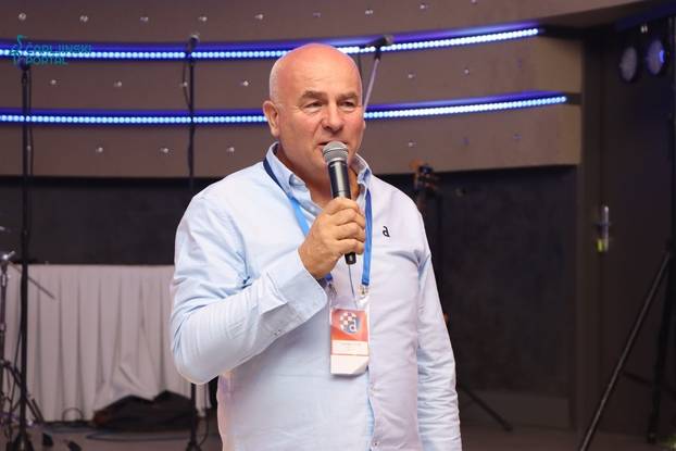 FOTO Dinamo održao Plavu noć u Hercegovini, Bobanu ovacije: 'Ne trebam vam ja da ga volite'