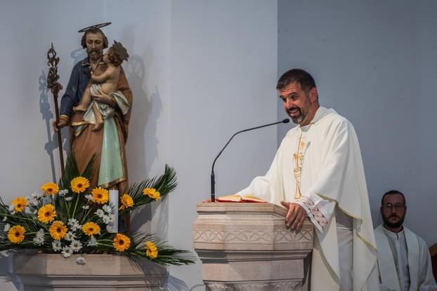 Vela Luka:  Misa zadušnica u župi sv. Josipa