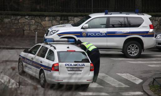 Očajna majka čeka nalaze: 'Ne znam kako ću živjeti bez sina'