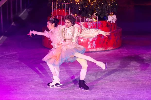 Svečano otvorenje Ledenog parka na Trgu kralja Tomislava uz predstavu Orašar