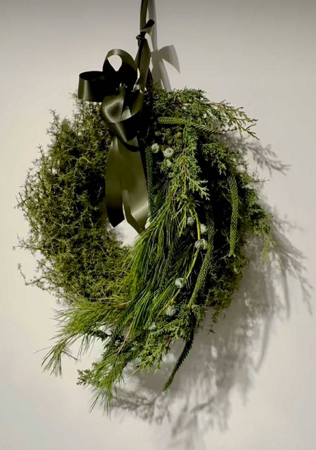 FOTO Domaći kreativci svojim vijencima za vrata stvaraju blagdansku magiju već na ulazu