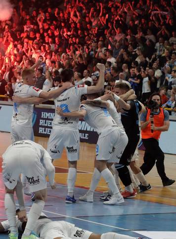 Futsala&scaron;i Rijeke svladali Dinamo 7:1 i osvojili prvi trofej Hrvatskog kupa u povijesti