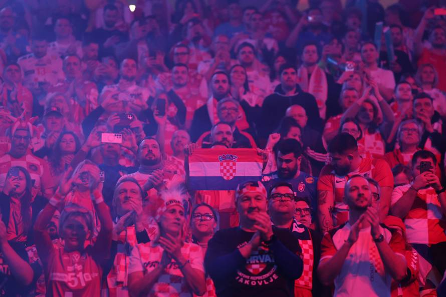 Navijači na utakmici između Islanda i Hrvatske u borbi za treće mjesto EHF Europskog prvenstva