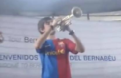 Barcinu himnu odsvirao na Realovu Santiago Bernabeu