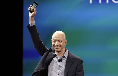 Amazon predstavio svoj prvi 3D smartphone nazvan Fire Phone