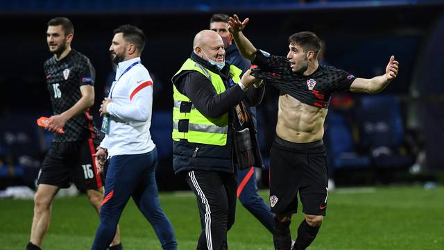 Koper: Redar nakon utakmice skida dres Luki Ivanušecu