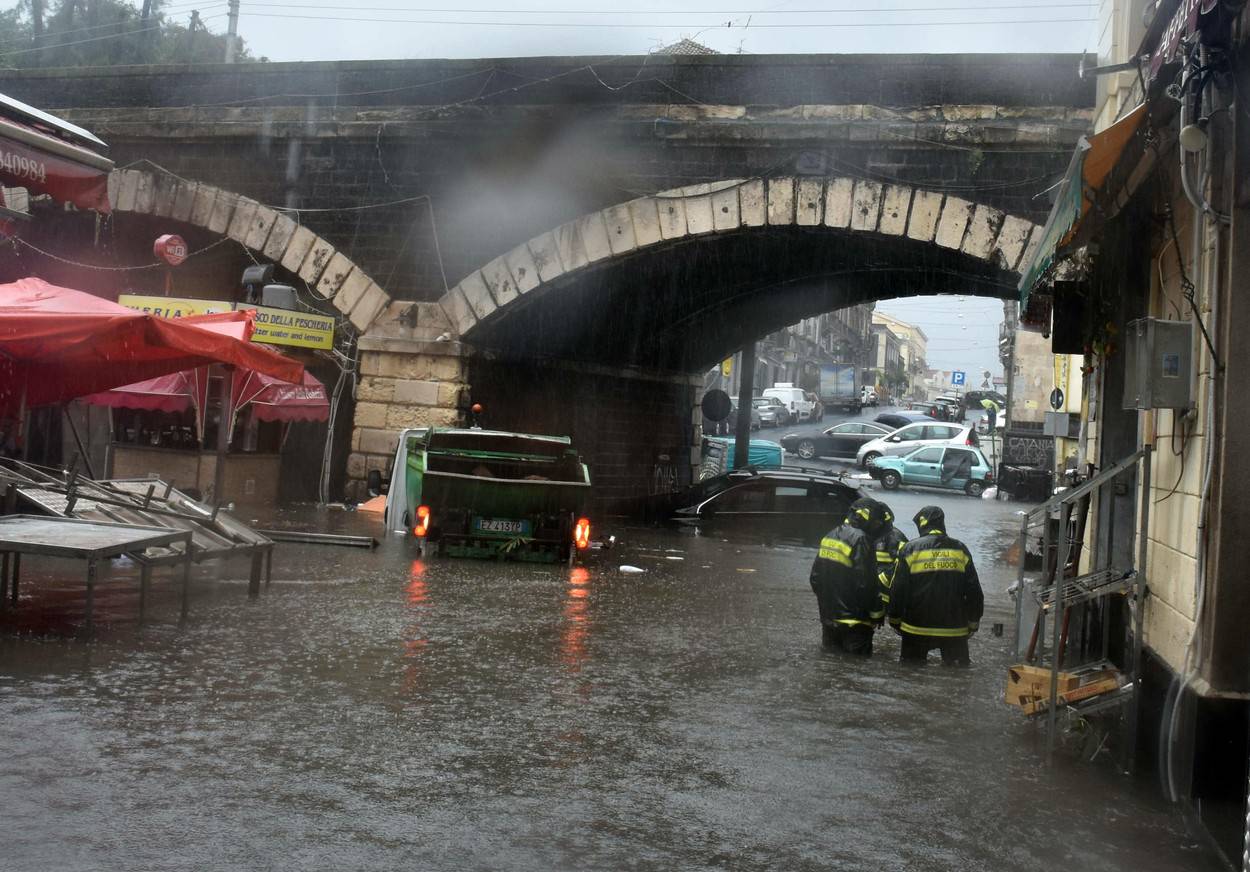 Bad weather in Catania