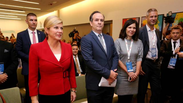 Zagreb: Predsjednica Grabar-KitaroviÄ na konferenciji "Meeting G2.4 - Pogled u buduÄnost"