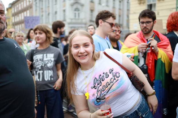 Zagreb: 25. Povorka ponosa LGBTIQ zajednice "Korak po korak, iskorak!"