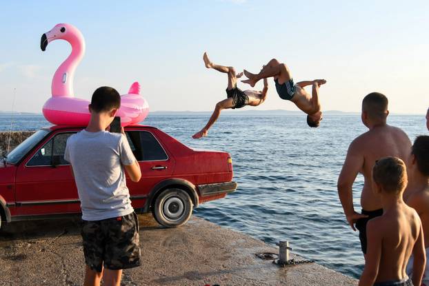 PIXSELL TOP 100 - 2025