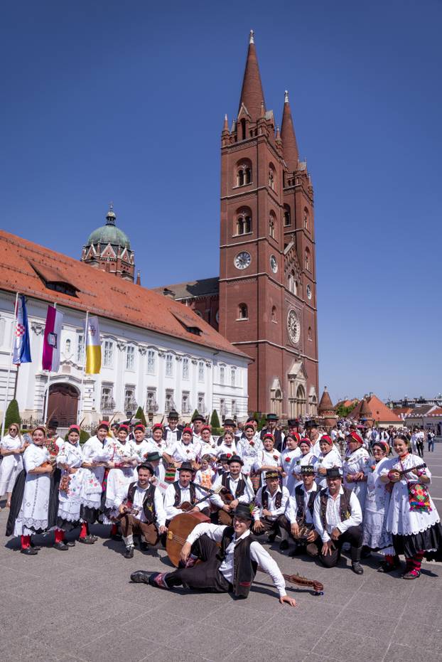 Svečana povorka 58. Đakovačkih vezova