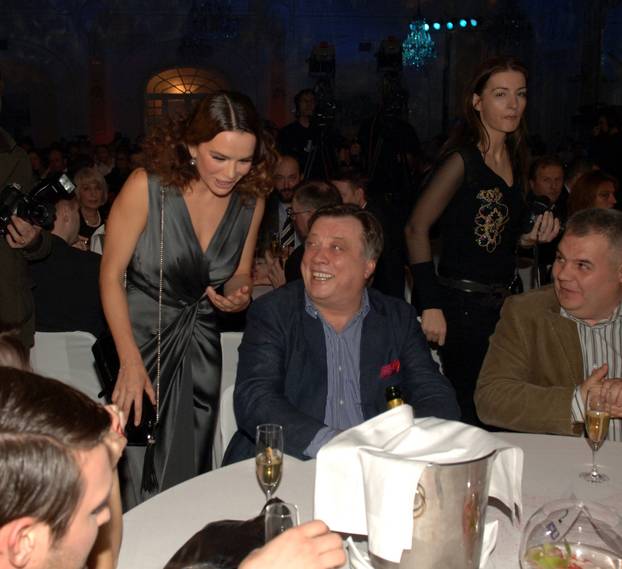 Opatija: Dodijeljene glazbene nagrade Hr top-a 20