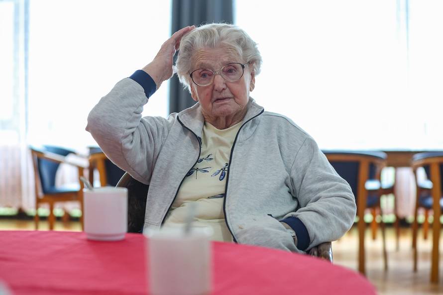 24 SATA Zagreb: Stogodišnjaci u Domu za starije osobe Trnje