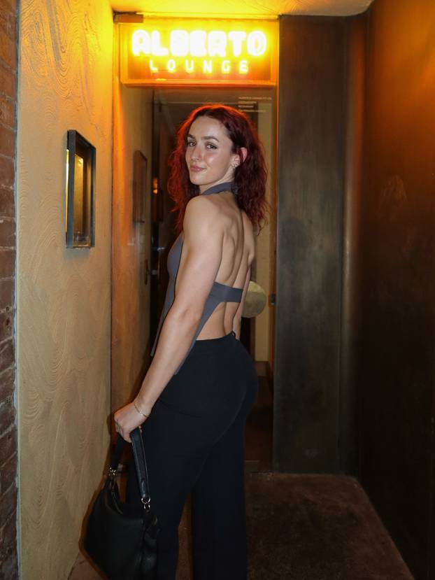 FOTO Tijelo joj je spektakl i nema ni grama masti: Ovako izgleda savršena trenerica!