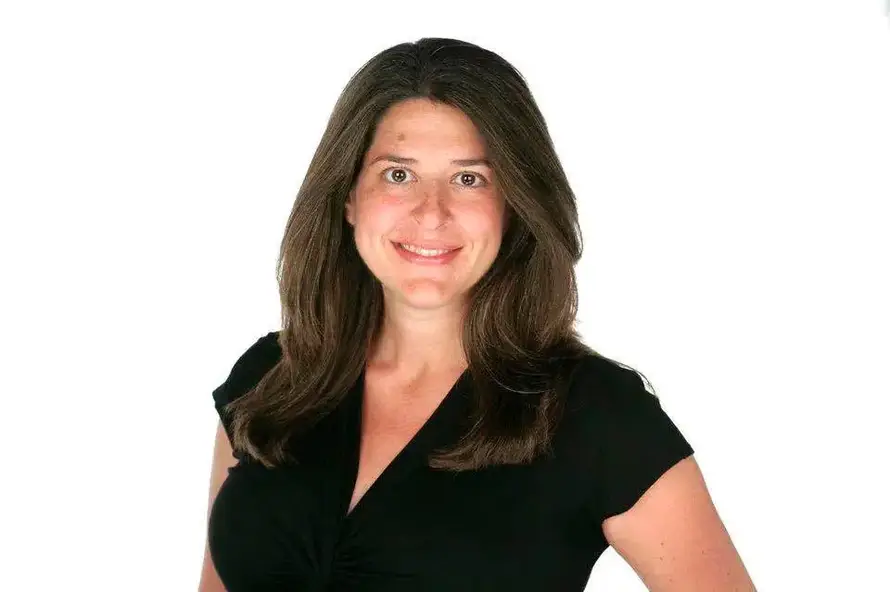 Profesorica nije znala da joj je uključen mikrofon. Rasističkim komentarom šokirala je sve!