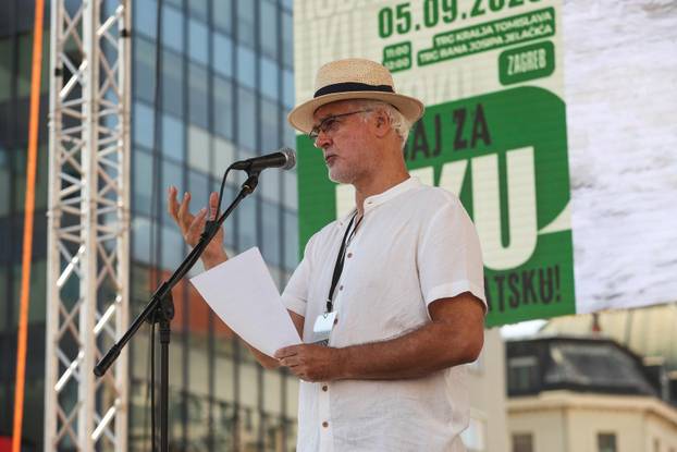 Glavni trg u Zagrebu prepun prosvjednika zbog opasnog otpada u Lici