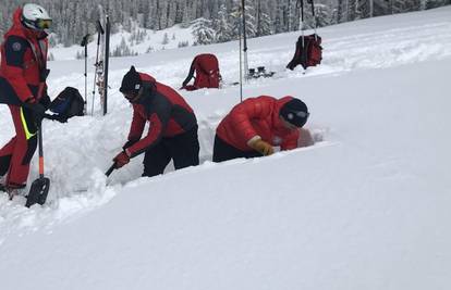 Stručnjak za spašavanje: Lavina vas žive zakopa, šanse za spas su najbolje u prvih 15 minuta!