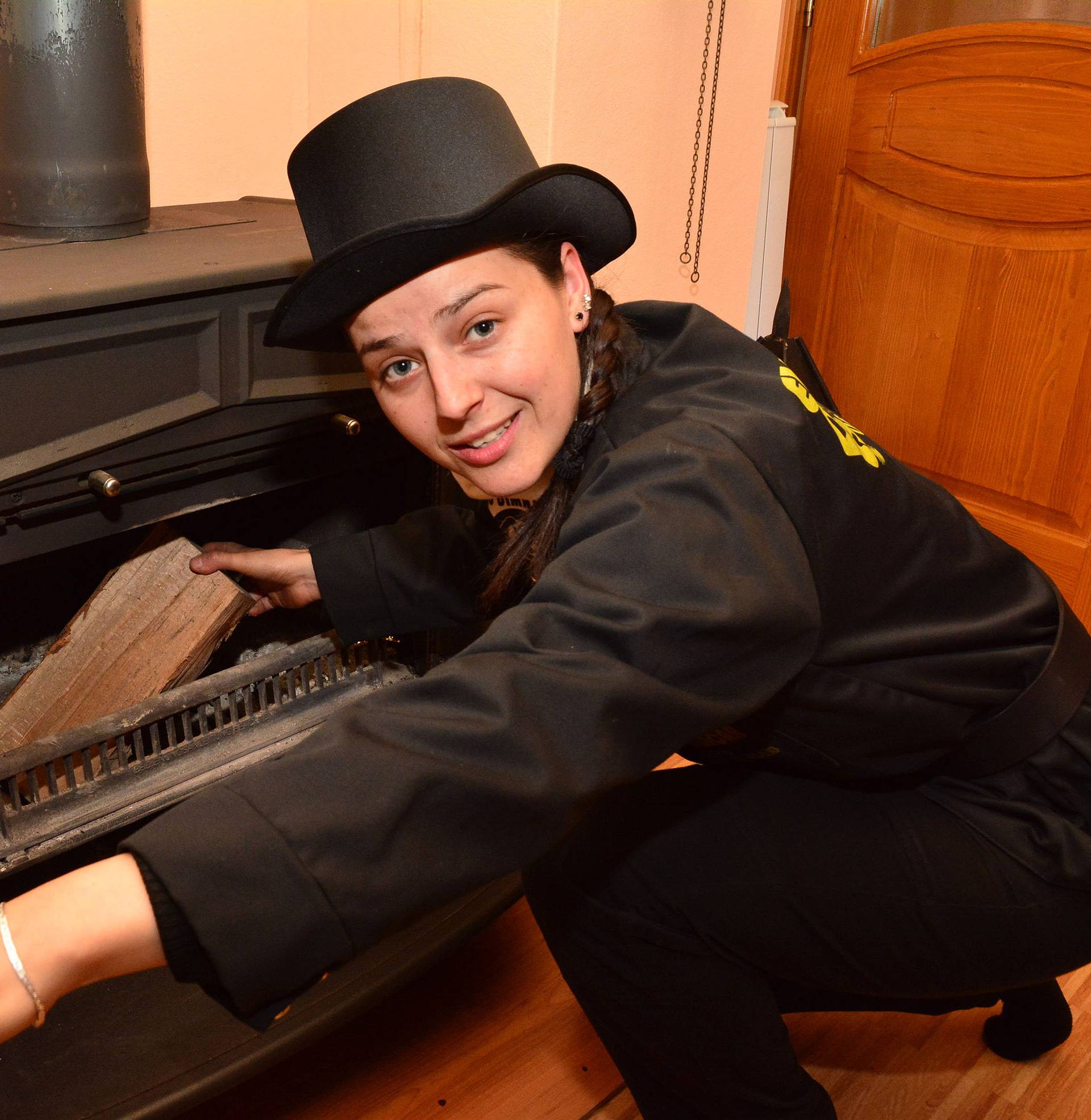 Djevojka s čarobnom četkom: U dimnjaku pronašla  tri kg zlata