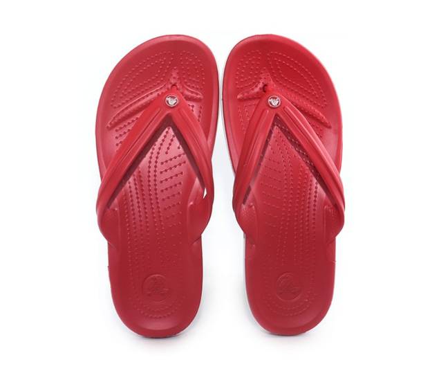 Od doma do plaže: Top 10 super laganih i udobnih trendi japanki