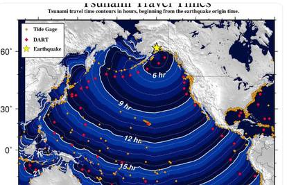 Potres na Aljasci uništio urede i trgovine: Puknula je i cesta!