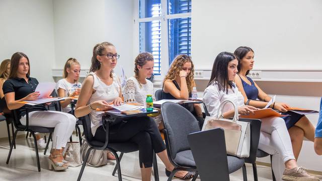 Studenti u Dubrovniku: Imamo more, super koledž i društvo