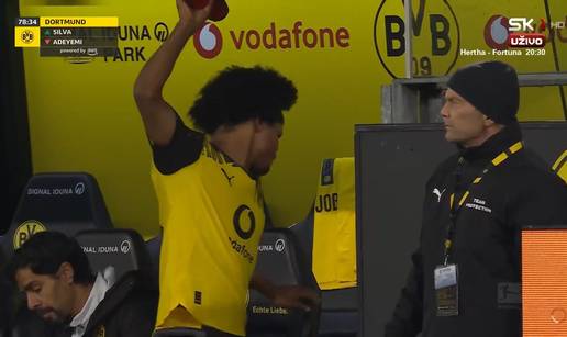 VIDEO Zvijezda Dortmunda bjesnila zbog zamjene, Kovač poručio: Nepotrebno ponašanje
