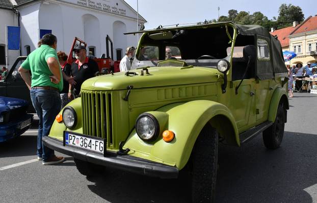 Požega: Čuveni modeli izloženi u sklopu oldtimer manifestacije"Trophy Zlatnom dolinom 2026."