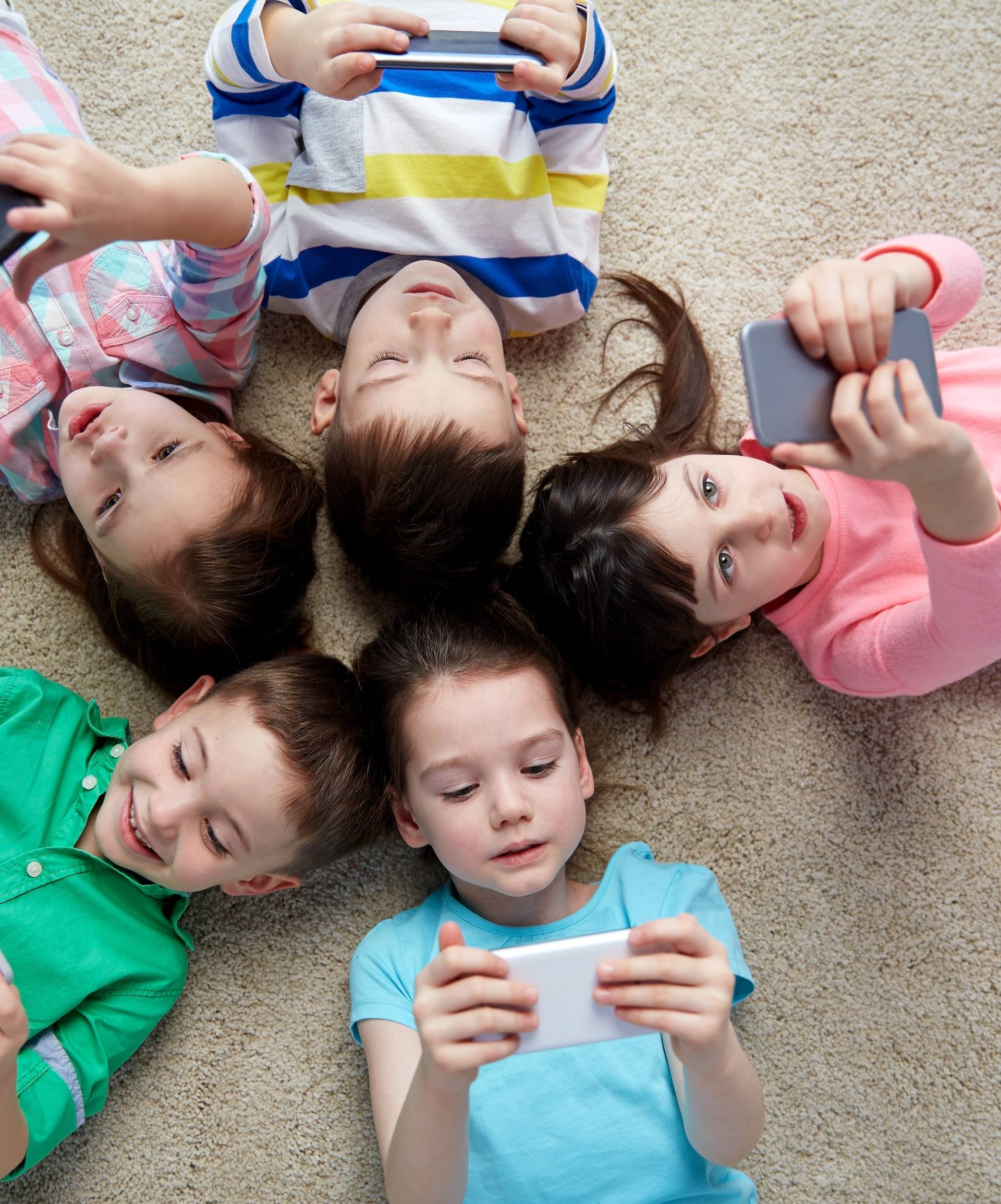 Djeca u Hrvatskoj dobiju svoj mobitel čak prije 4. rođendana