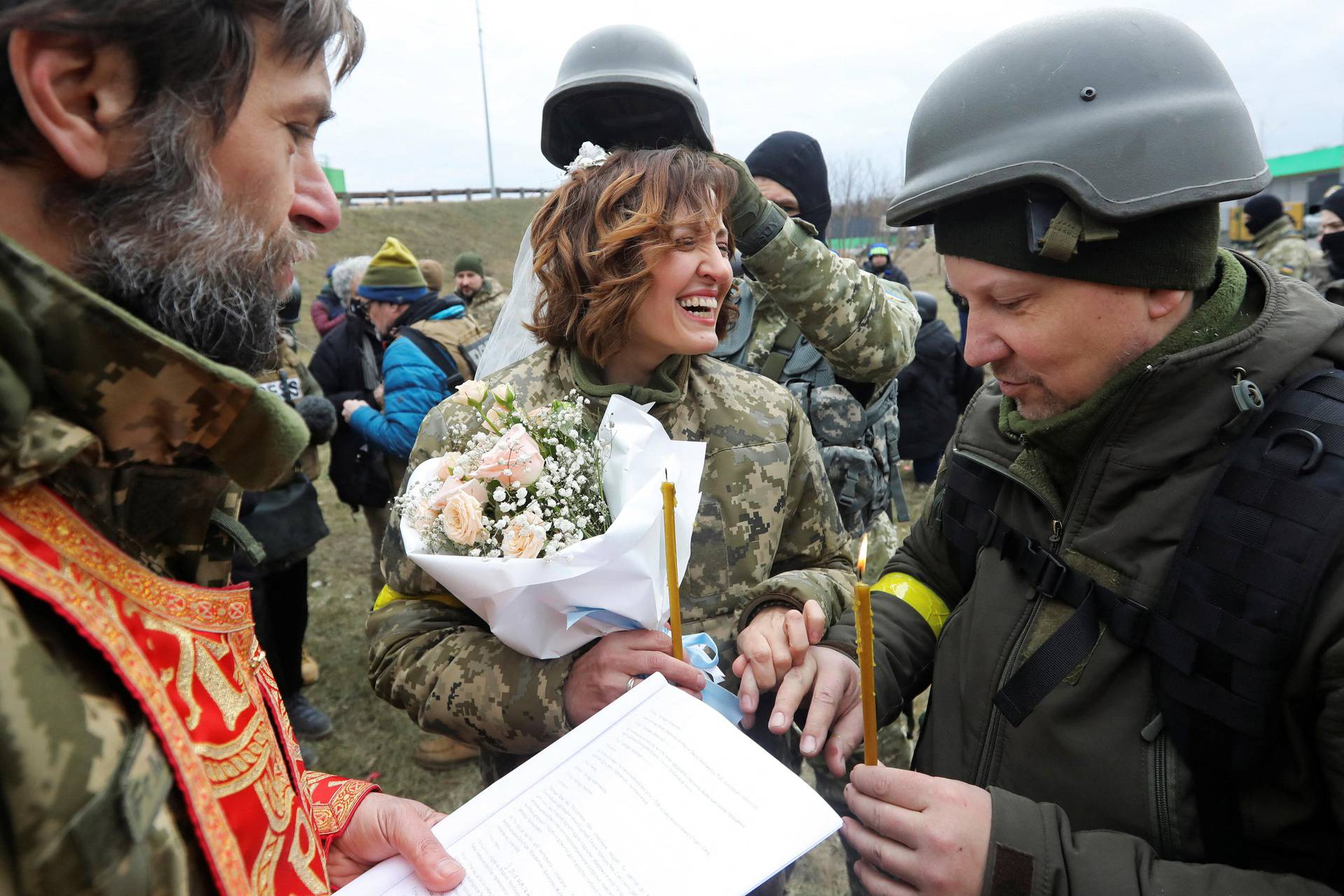 Members of the Ukrainian Territorial Defence Forces got married in Kyiv