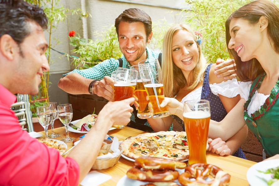 U Splitu pizza, pivo i sladoled stoje 160, a u Sl. Brodu 53 kn!