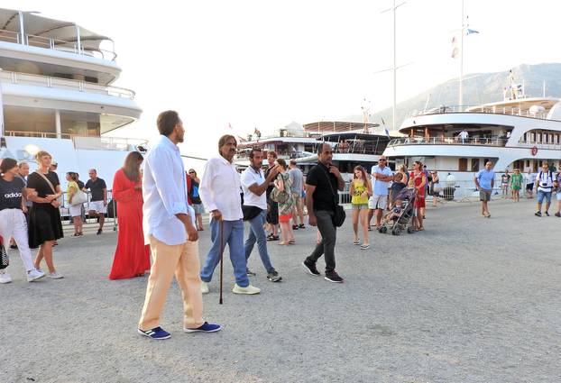 BivÅ¡i Katarski Emir s obitelji plovi Jadranom