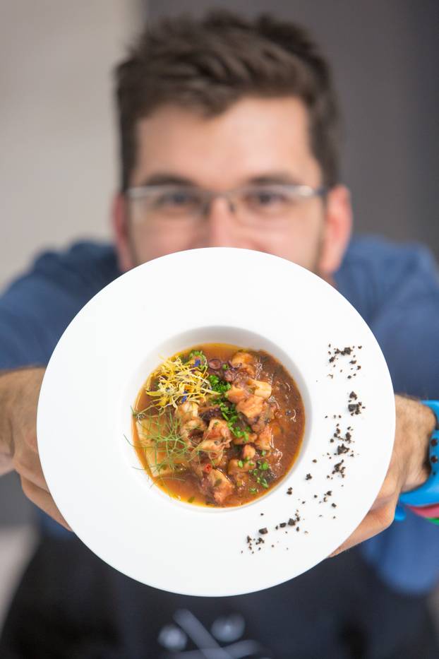 Pula: Priprema jela od tune u Gastro klubu