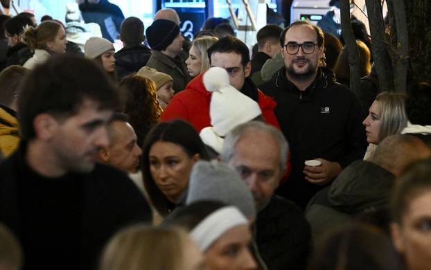 Zagreb: Advenstka ponuda na Strossmayerovom trgu Fuliranje