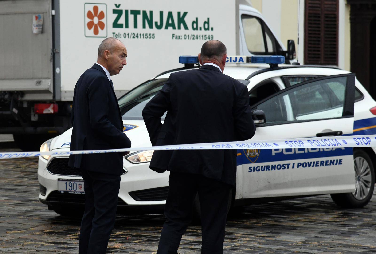 Zagreb: Na Trgu svetog Marka upucan je policajac