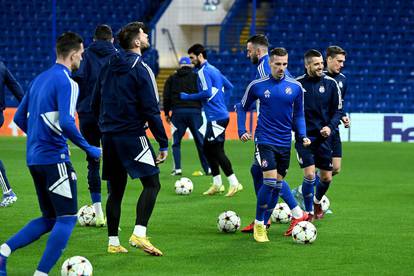 FOTO Dinamovci odradili trening na kultnom Stamford Bridgeu