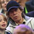 Mick Jagger (81) na Olimpijskim igrama pratio je mačevanje sa sinčićem Deverauxom (7)...