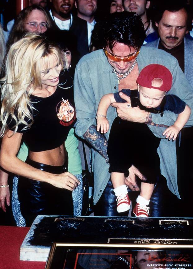 Ladysmith: 1.7.1967. ro?ena Pamela Anderson