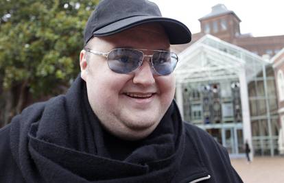 Kim Dotcom ostaje na slobodi, dali mu 30.000 dolara džeparca