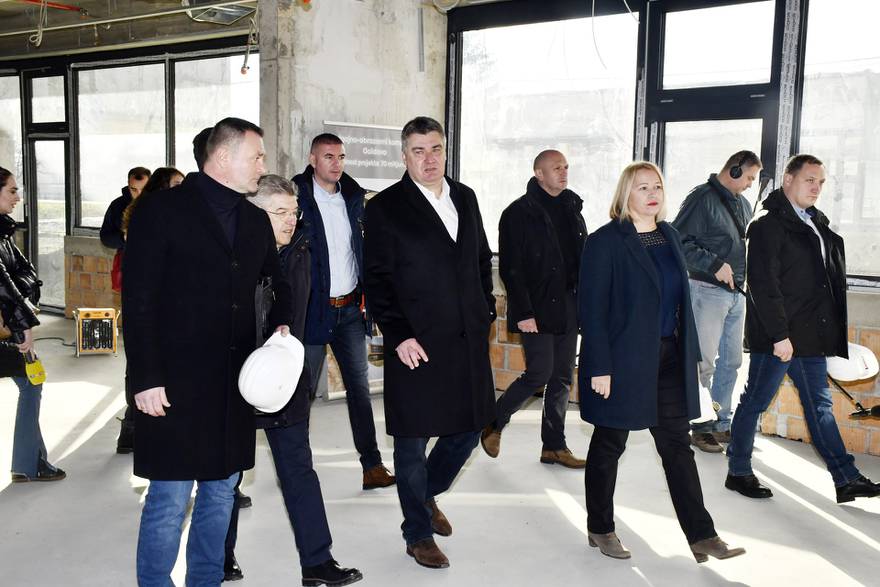 Zoran Milanović obišao je gradilište novog odgojno-obrazovnog kompleksa Galdovo u Sisku