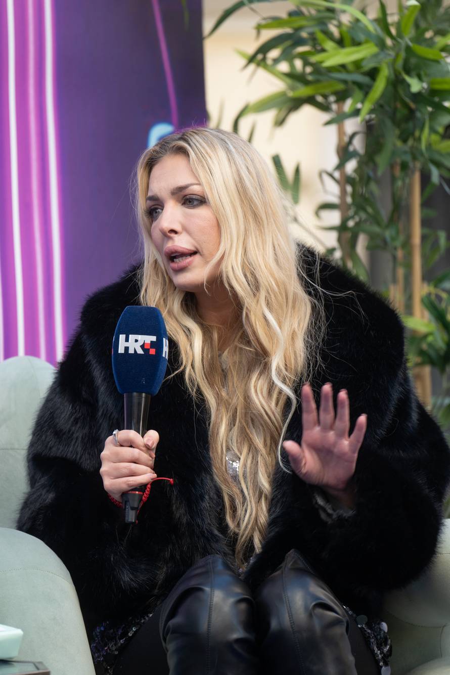Zagreb: Ava Karabatić dala intervju na subotnjoj špici