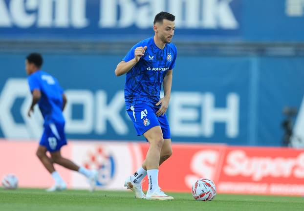 Dinamo i Rudeš sastali se u 3. kolu SuperSport HNL-a, zagrijavanje