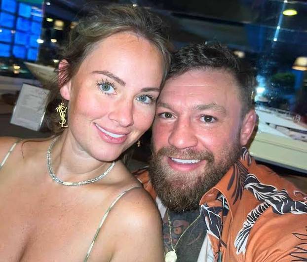 FOTO Dok je bio nitko, ona ga je uzdržavala. Sad silovatelj Conor McGregor vara ženu gdje stigne