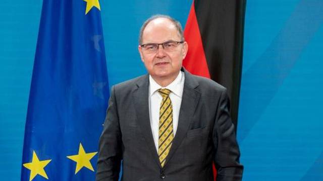 German Foreign Minister and his counterpart Turkovic from Bosnia and Herzergovina meet in Berlin