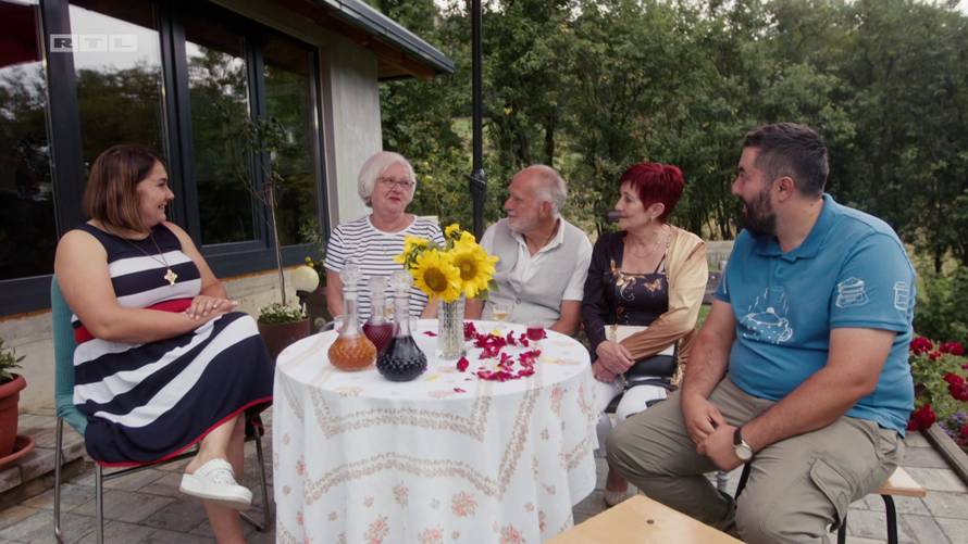 Gledatelji 'Večere za 5' opleli su po Albertu! 'Profa kao da djecu ocjenjuje, a polizao je tanjur'